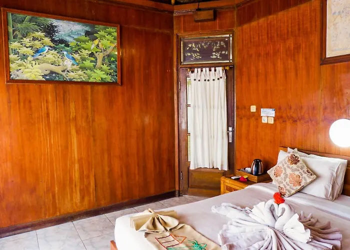Hotel Cafe & Kebun Wayan Amed
