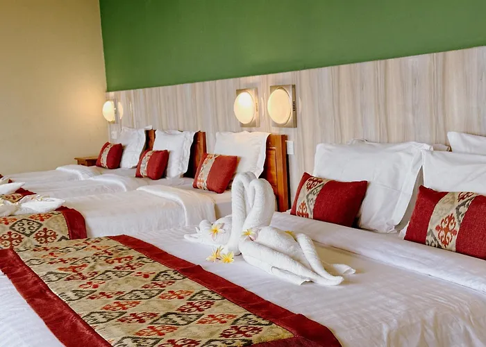 Hotel Cafe & Kebun Wayan
