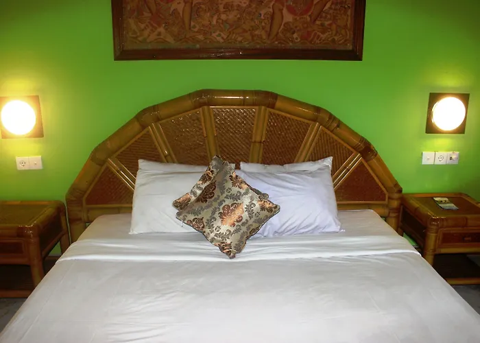 Cafe & Kebun Wayan Hotel Amed