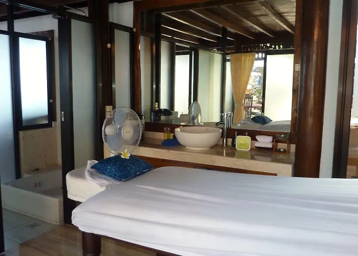 Hotel Cafe & Kebun Wayan Amed